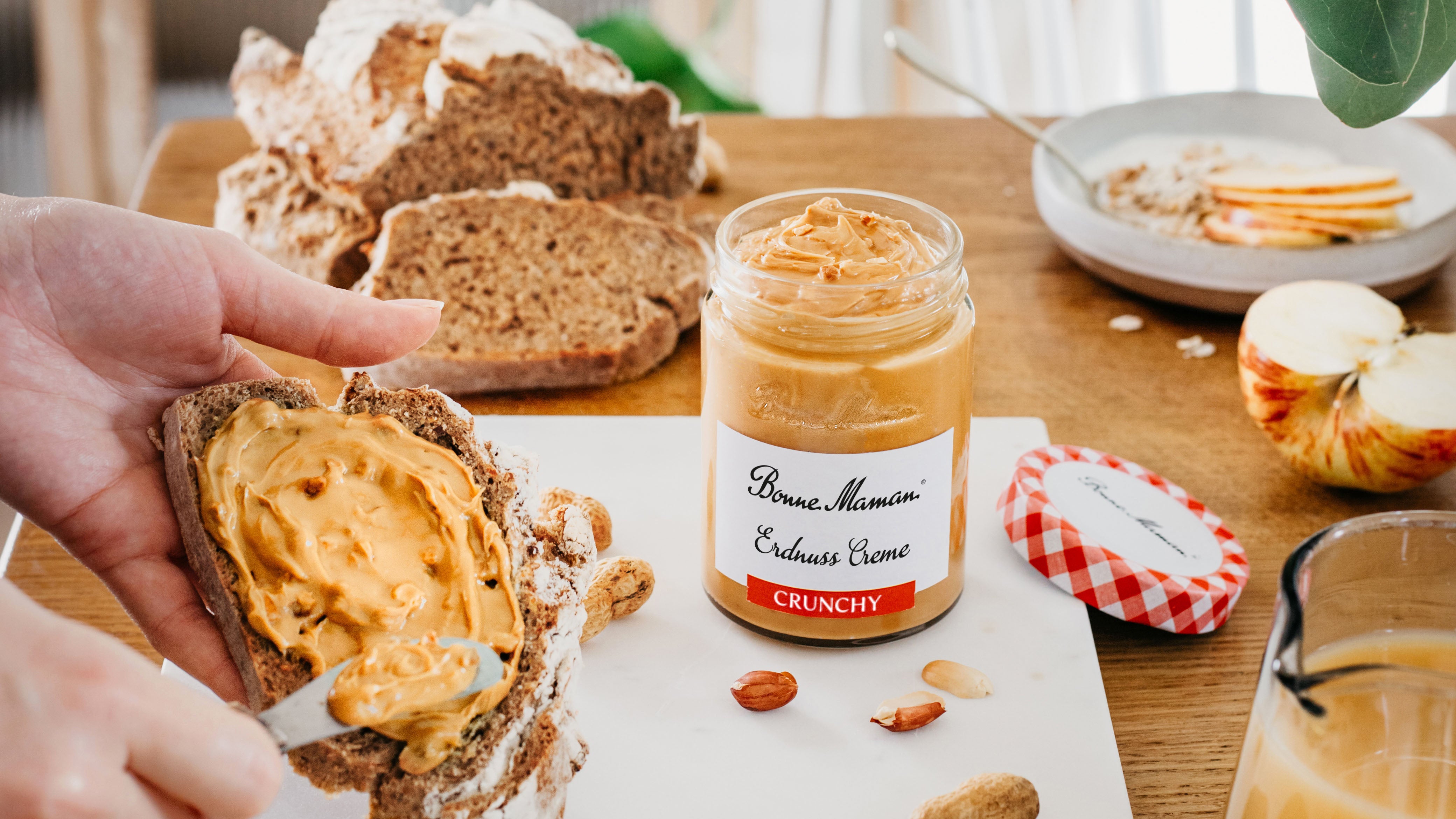 bonne-maman-erdnuss-creme-crunchy-325g image 2