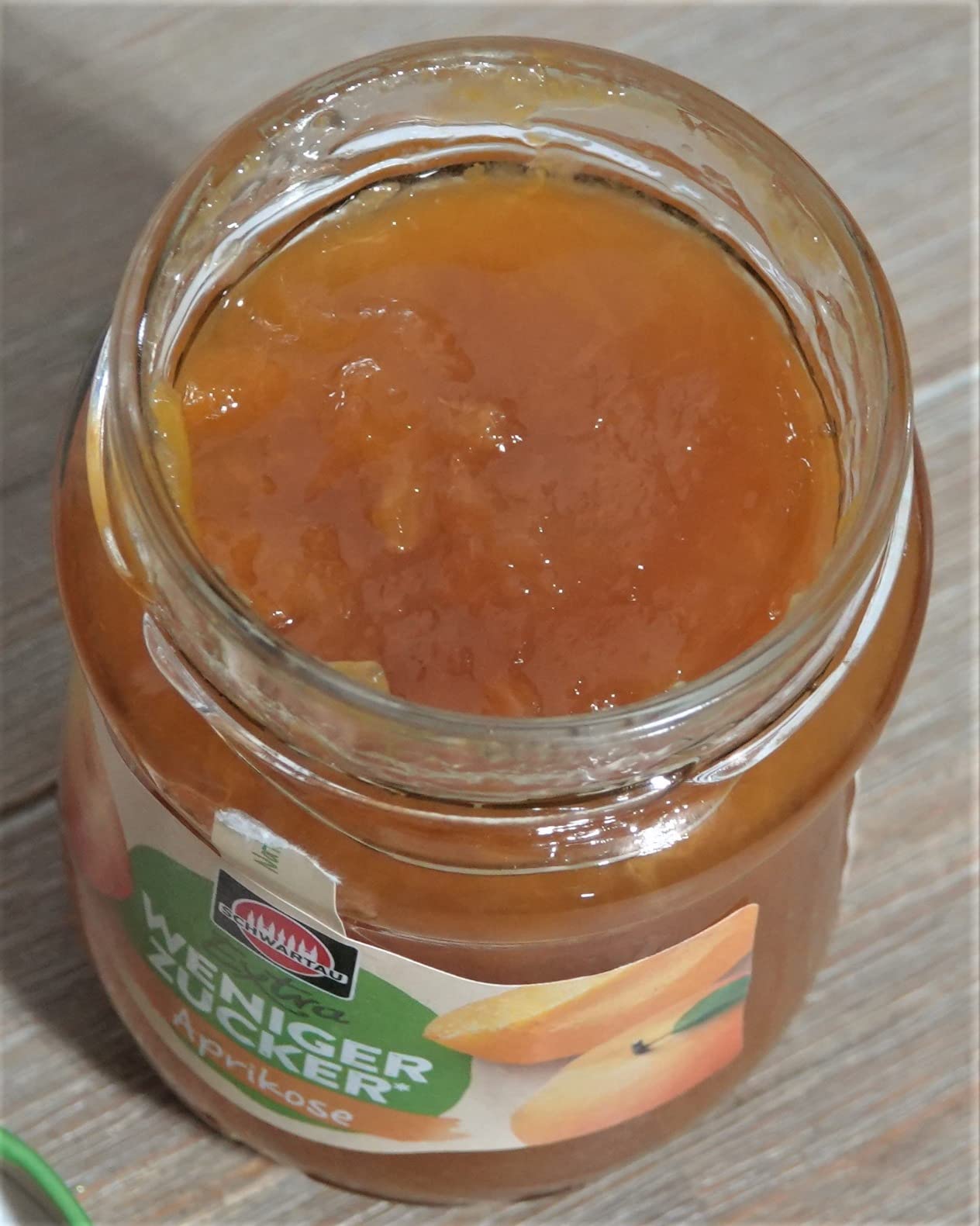 Solide Aprikosenmarmelade